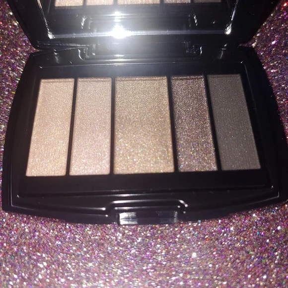 Eye Adore You Ombre Effects 5-Color Eyeshadow Palette Lancome